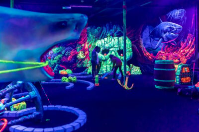 Aloha Amsterdam: 12-Hole Glow-in-the-Dark Mini-Golf - Where Aloha Amsterdam Is (and Why You’ll Want to Arrive Early)
