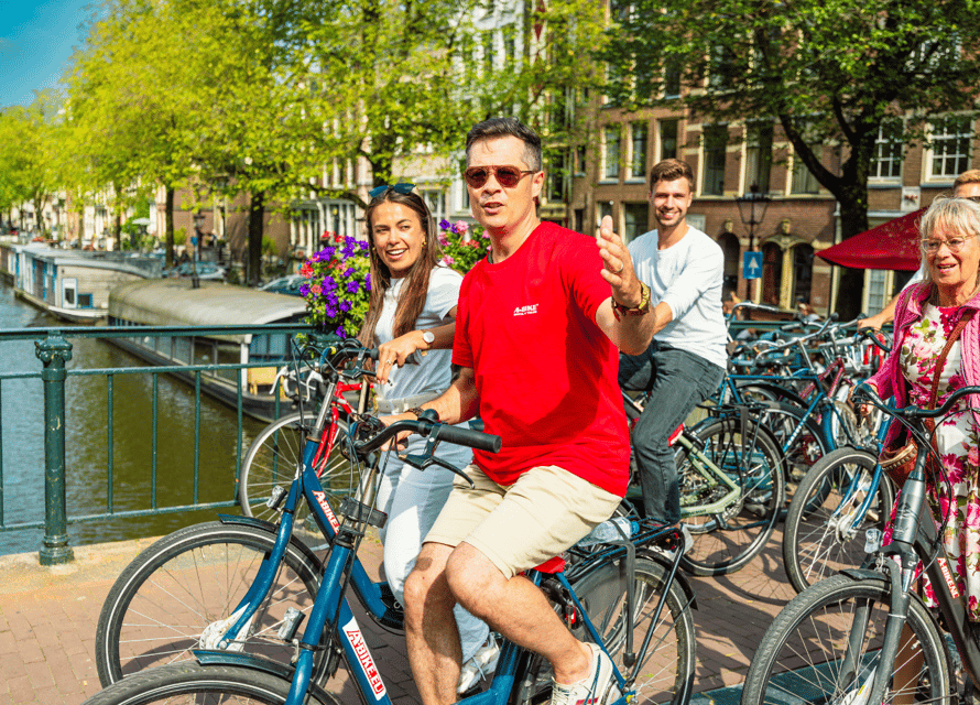 Amsterdam: 2.5-Hour Bike Tour - The Canal Belt Stretch: From Skinny Bridge to Grachtengordel Views