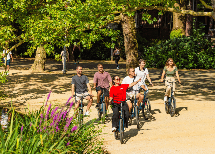 Amsterdam: 2.5-Hour Bike Tour - Getting Your Bike and Joining the Canal Rhythm Near Central Station