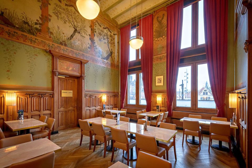 Amsterdam: 3-Course Meal in Historic 1st Class Waiting Rooms - Things to consider before you book (so it lands well)
