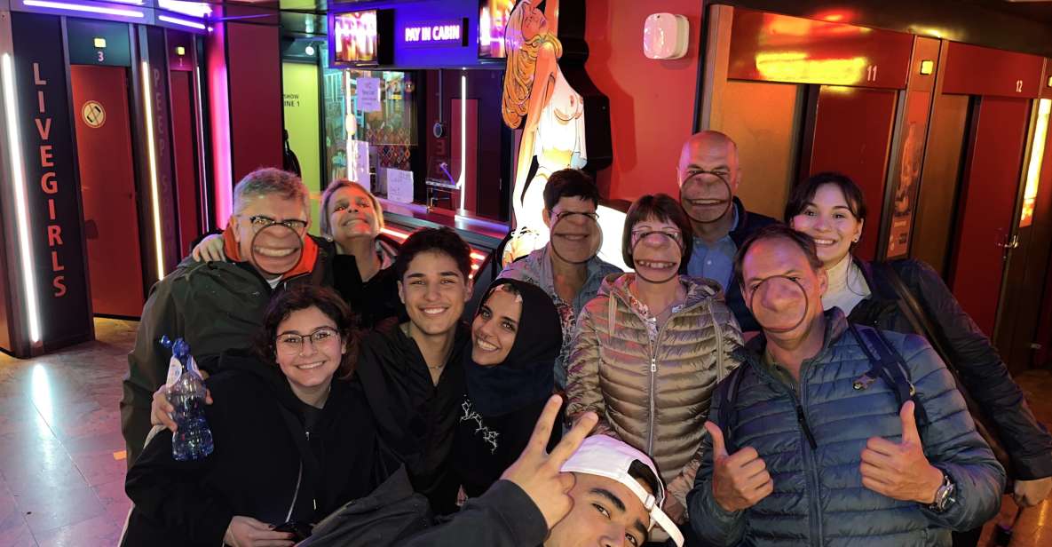 Amsterdam: After Dark Red Light District Tour - Route 66 Break: Snacks, Shots, and One Key Choice