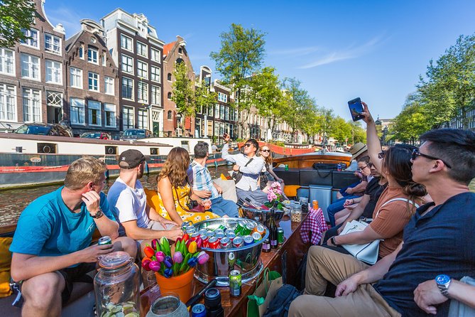 Amsterdam All-Inclusive 90-Minutes Heated Cruise by Captain Jack - Your 90 Minutes on the Canal Ring: What the Cruise Is Trying to Teach