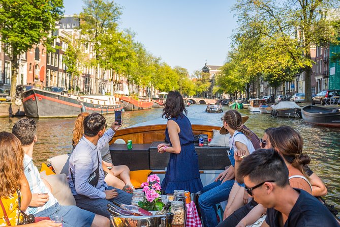 Amsterdam All-Inclusive 90-Minutes Heated Cruise by Captain Jack - Bridges and the “Skinny Bridge” Factor