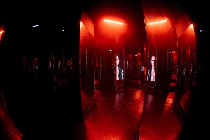 Amsterdam: AMAZE Immersive Audiovisual Experience Ticket - The ending moment: the lounge cooldown and the dancing-room payoff