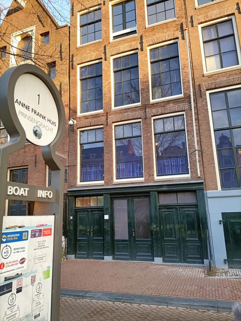 Amsterdam: Anne Frank Guided Small Group Walking Tour - Nieuwezijds Voorburgwal 120: Jewish Amsterdam in the Streets You Walk Now