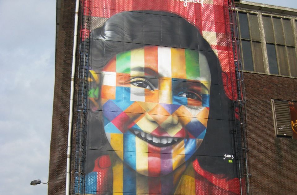 Amsterdam: Anne Frank Walking Tour - Plantage District: Closing the Loop in a Neighborhood With Weight