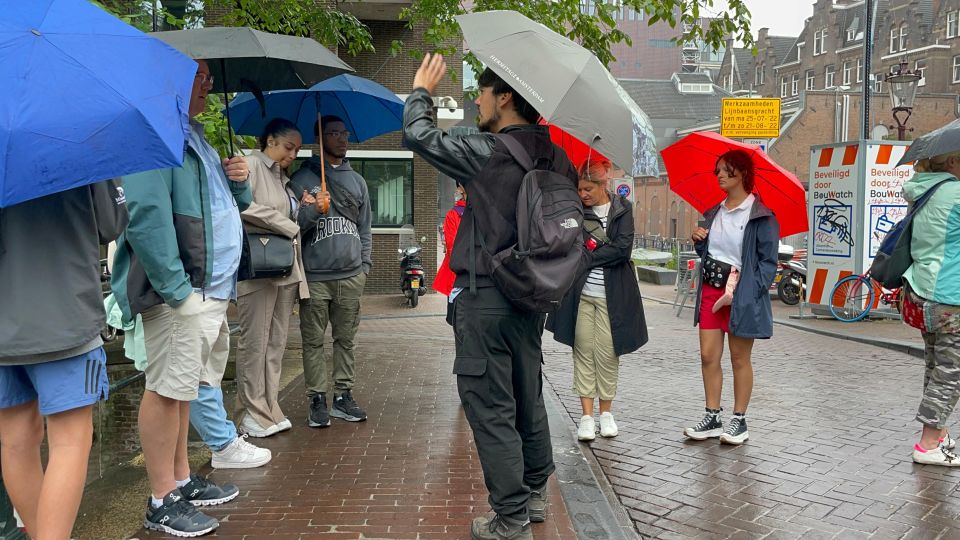 Amsterdam: Anne Frank's Last Walk & Visit the House in VR - A Drink Included After the Walk: The Mental Reset Move