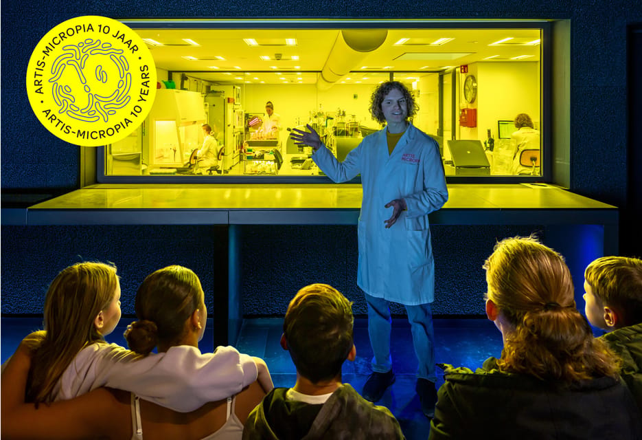 Amsterdam: Artis Royal Zoo & ARTIS-Micropia Combo Ticket - Planetarium Included: Space Shows Without Extra Ticket Hassles