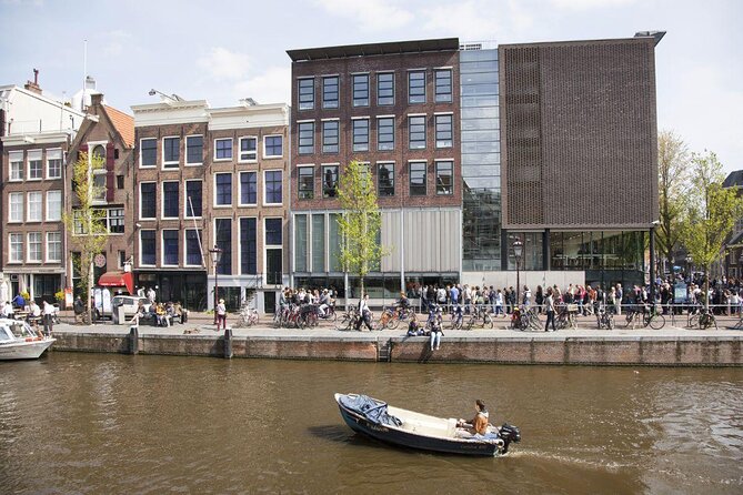 Amsterdam Canal Cruise in Open Boat with Unlimited Drinks Option - Key things I’d watch for before you board