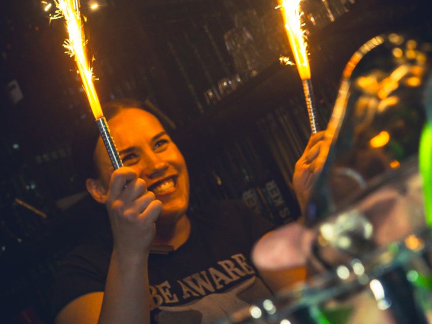Amsterdam: City Center Bar Crawl and Nightlife Experience - Your five stops: five different atmospheres, mostly in Leidseplein