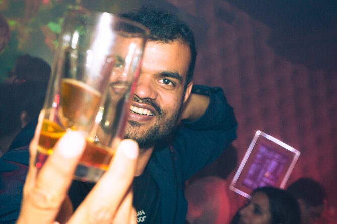 Amsterdam: City Centre Bar Crawl and Nightlife Experience - Dress code and door rules: the club part can be picky