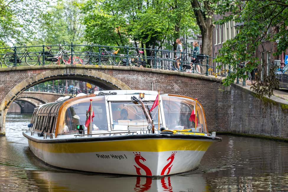 Amsterdam: City Centre Canal Cruise & Free Flower Cocktail - Key things I’d plan around