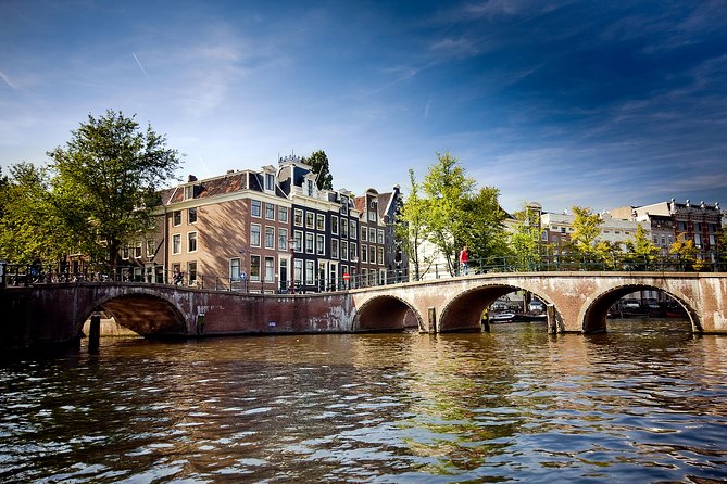 Amsterdam City Centre Cruise on heated boat with Audioguide - The Route: What You’ll See on the Water in About an Hour