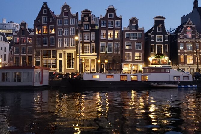 Amsterdam Evening Cosy & Small Cruise & Drinks and Bites - Sunset - Why an evening canal cruise works so well in Amsterdam