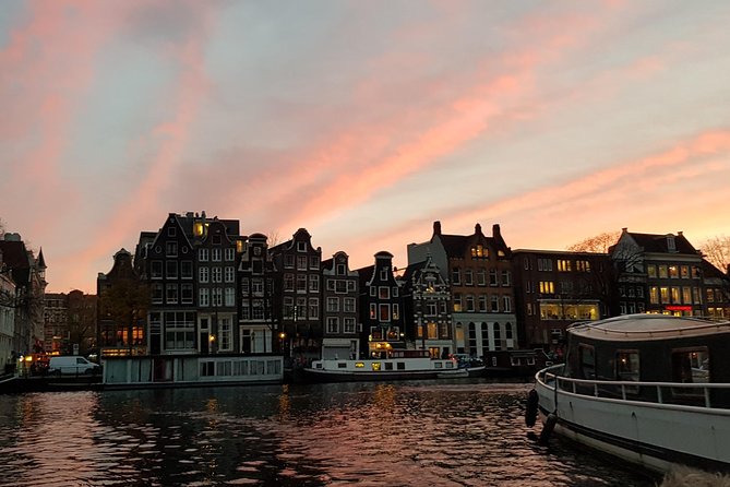 Amsterdam Evening Cosy & Small Cruise & Drinks and Bites - Sunset - Timing tips: sunset, night lights, and getting the most from 90 minutes