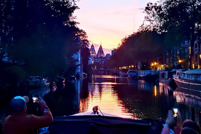 Amsterdam Evening Cosy & Small Cruise & Drinks and Bites - Sunset - Weather and the covered-boat option when plans change