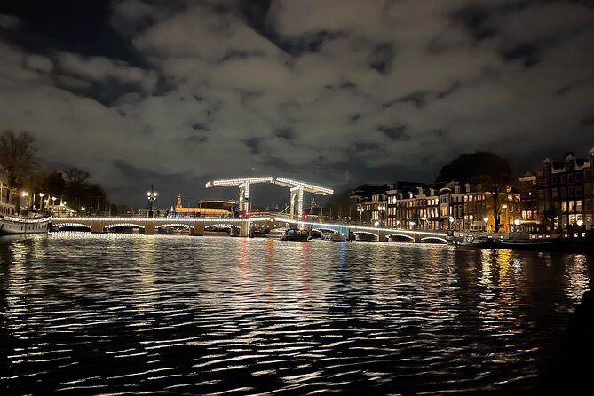 Amsterdam Evening Cosy & Small Cruise & Drinks and Bites - Sunset - Small-group vibe: what it’s like with up to 25 people