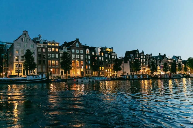 Amsterdam: Evening Cruise with Optional Wine and Snacks - Price and value: what $22 really buys