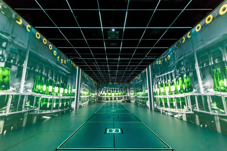 Amsterdam: Exclusive Heineken Experience VIP Tour Ticket - The personalized gift and the end-of-tour extras