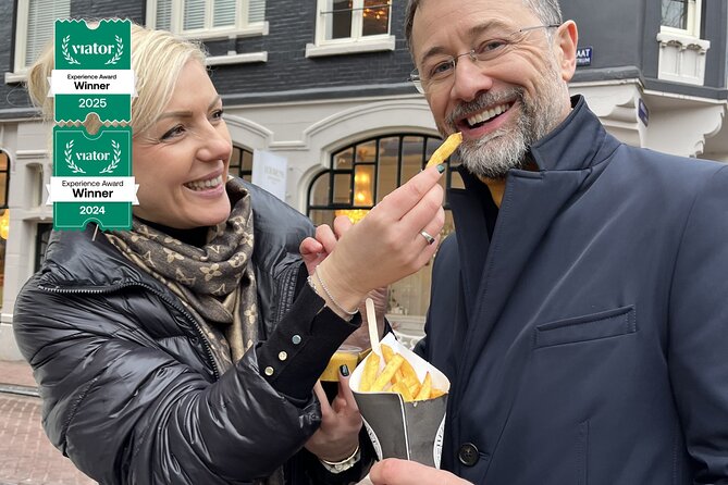 Amsterdam Food and Cultural Tour with Tastings - Torensluis and the crooked houses: architecture as story