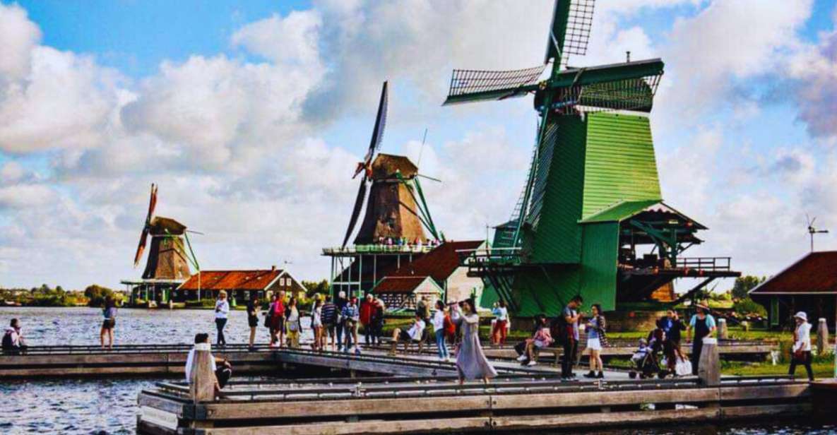 Amsterdam: Giethoorn and Zaanse Schans Windmills Day Tour - The simple magic of combining Giethoorn and Zaanse Schans