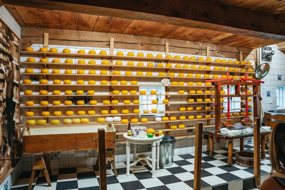 Amsterdam: Giethoorn, Volendam, and Zaanse Schans Tour - Should You Book This Amsterdam-to-Giethoorn Day Trip?