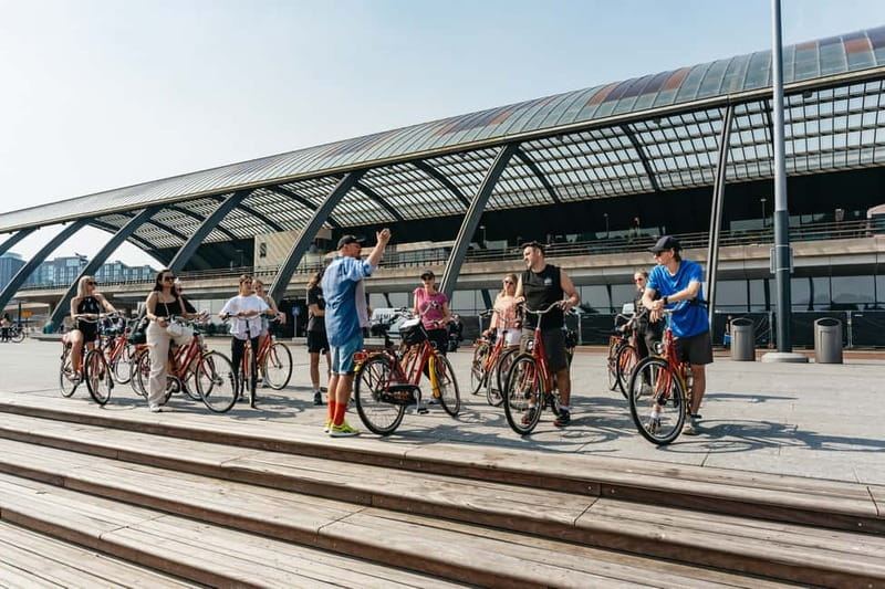Amsterdam: Guided Bike Tour City Centre in EN/DE/FR/ES - Westerkerk and the historic center near Anne Frank House