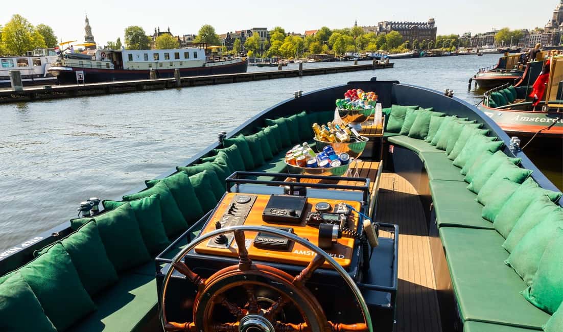 Amsterdam: Guided Open Boat Canal Cruise Including Drink - Should you book Mokumboot’s open-boat cruise?