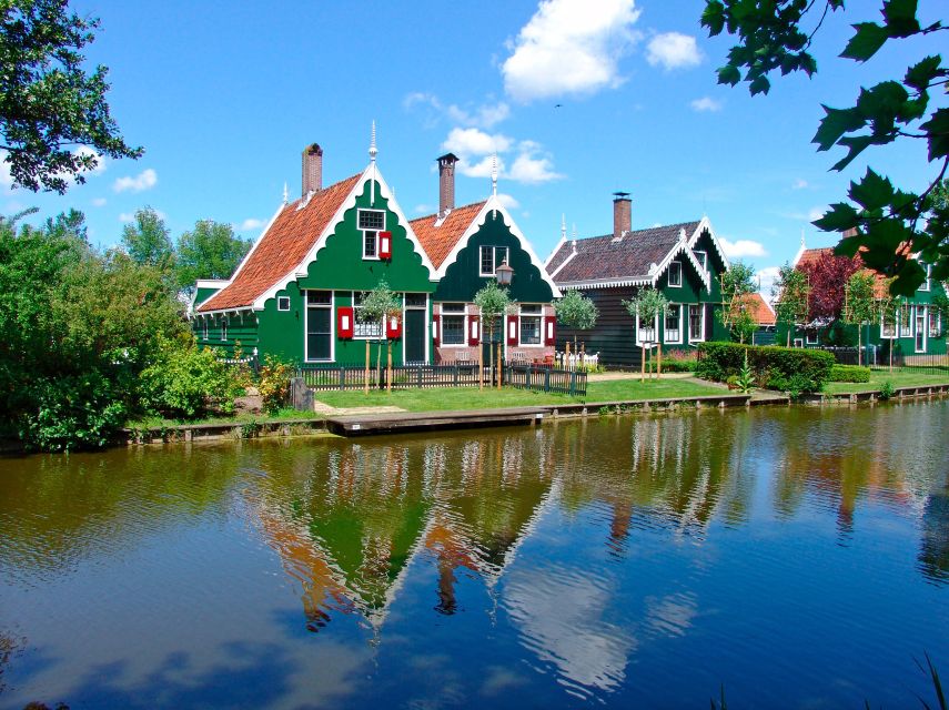 Amsterdam: Guided Zaanse Schans, Windmills & Cheese Tour - Zaanse Schans: windmills and crafts in one tidy pocket