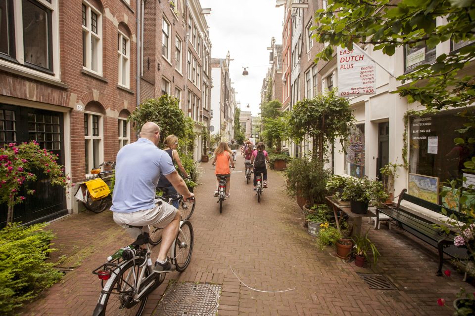 Amsterdam: Hidden Gems & Highlights Guided Bike Tour - A local café break: where the tour becomes comfortable, not just scenic