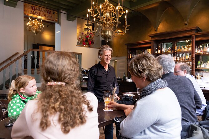 Amsterdam High-End Dutch Food & History Tour - Up to 8 guests - The 6-stop format: how the tastings are paced