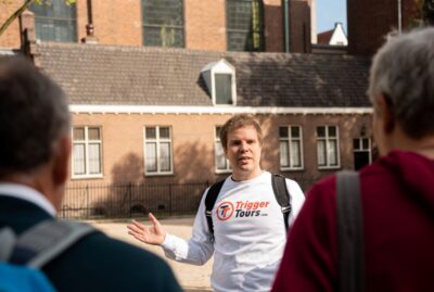 Amsterdam: Highlights & History Walking Tour - Two Hours of Amsterdam Highlights: Old Town to Dam Square