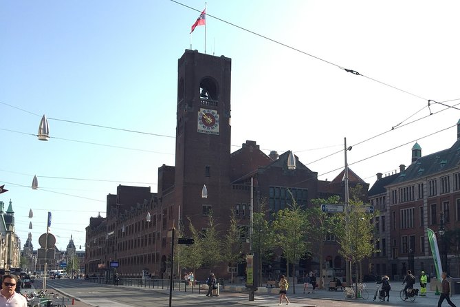 Amsterdam Highlights Walking Tour: Small Group Experience - “Go Where Cars Can’t”: The Actual Benefit of a Walking Orientation