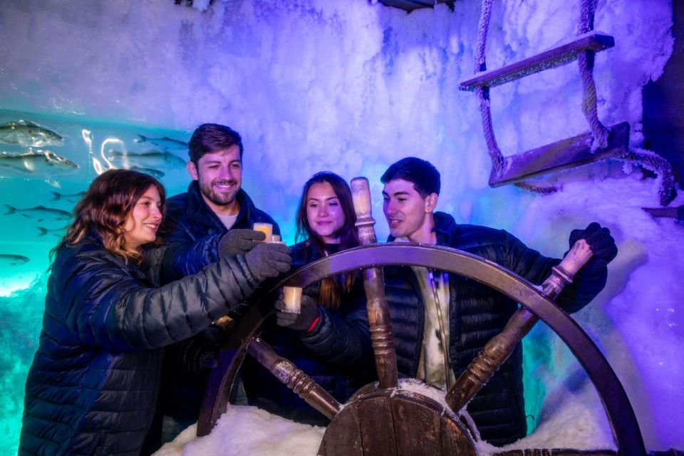Amsterdam: Icebar Entry Ticket with 3 Drinks - From warm to ice: what your -10°C ice room session feels like