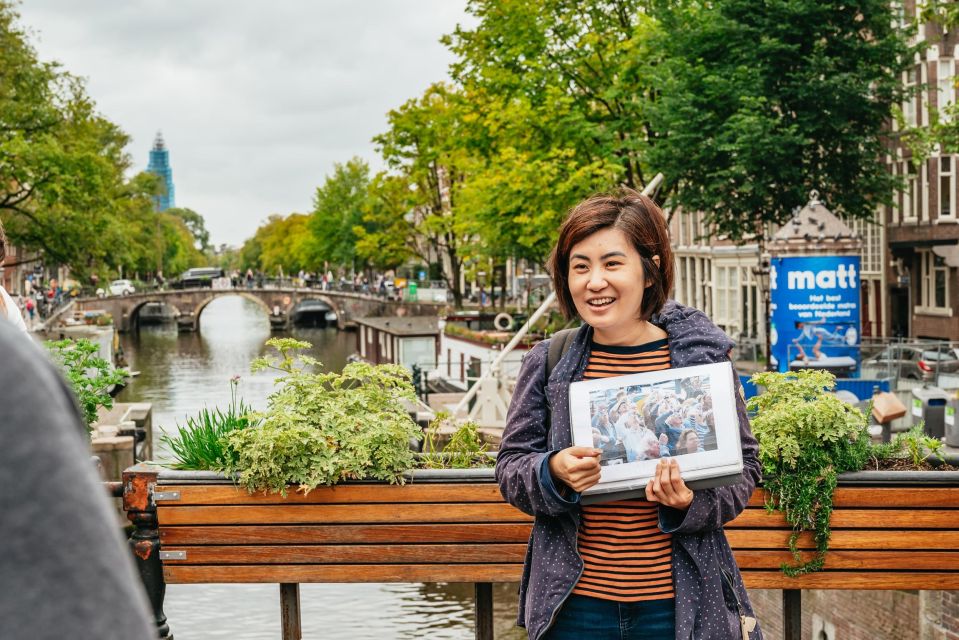Amsterdam: Jordaan District Local Food Walking Tour - Walking comfort: what to bring and how to handle rainy Amsterdam