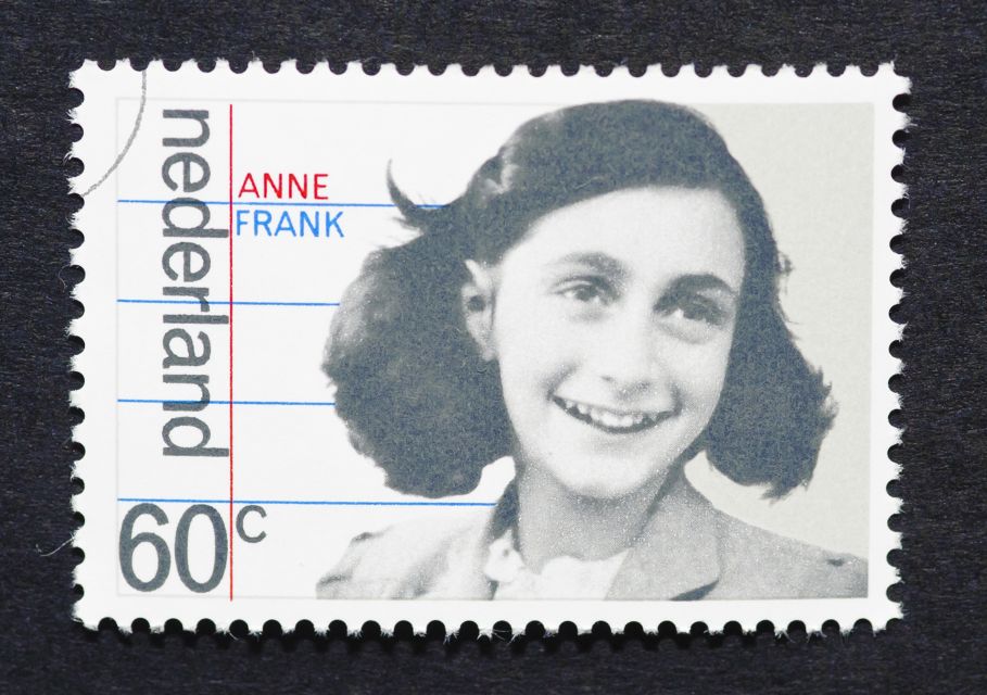 Amsterdam: Life of Anne Frank and World War II Walking Tour - What to Bring (and what to skip) for a Smooth 2-Hour Walk