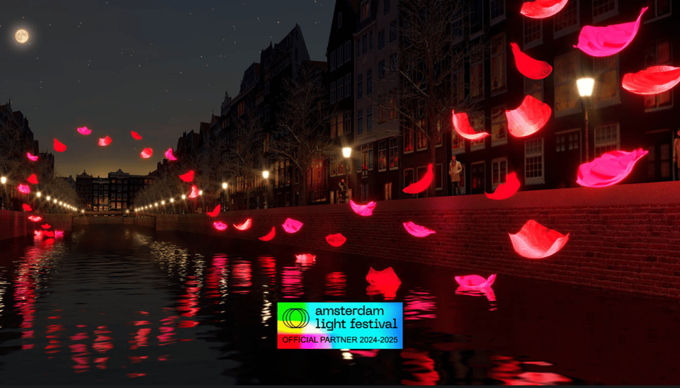 Amsterdam: Light Festival Heated Cruise w/ Drinks & Snacks - Heated Saloon Comfort: Why This Boat Style Works for Night Lights