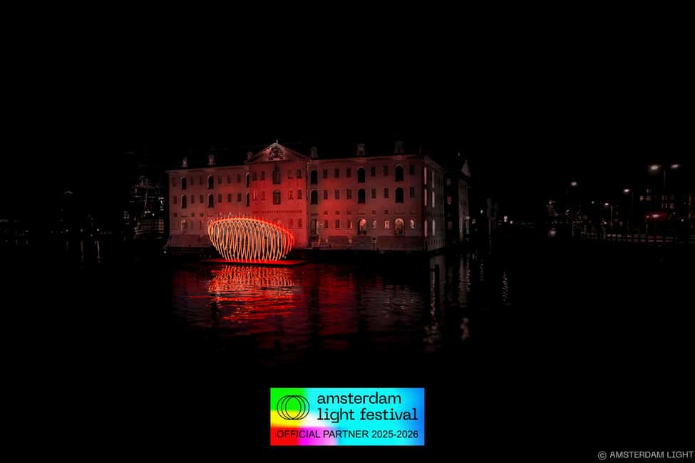 Amsterdam: Light Festival Heated Cruise with Drinks & Snacks - FAQ