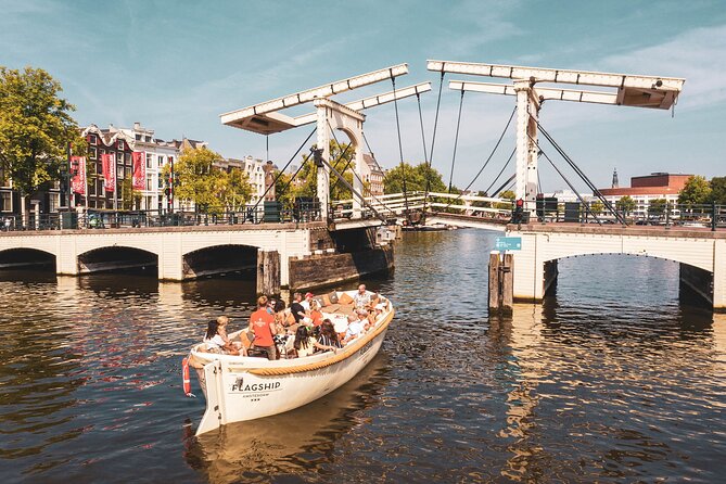 Amsterdam Luxury Canal Cruise + Unlimited Drinks & Bites option - Quiet electric cruising vs. winter visibility and sound