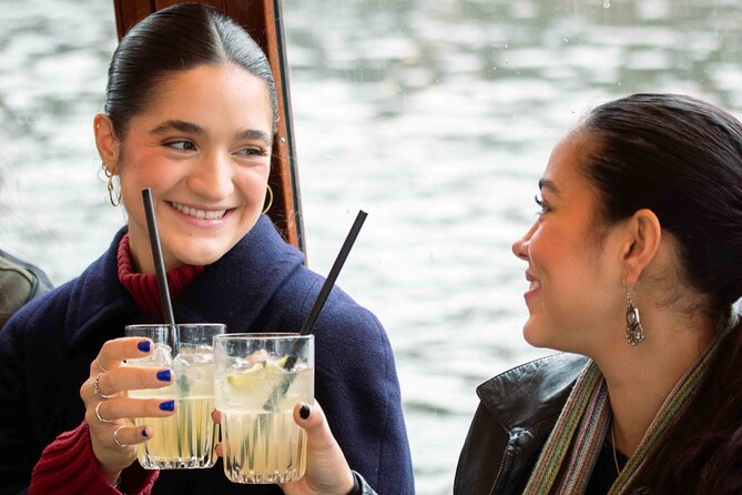 Amsterdam: Luxury Saloon Boat Cruise with Cocktails & Waffle - Should you book Friendship Amsterdam’s saloon cruise?