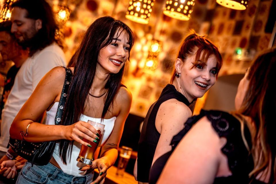 Amsterdam: Original Pub Crawl Party with VIP Entrance - Practical Stuff: ID, Dress Code, and Late Arrival Rules