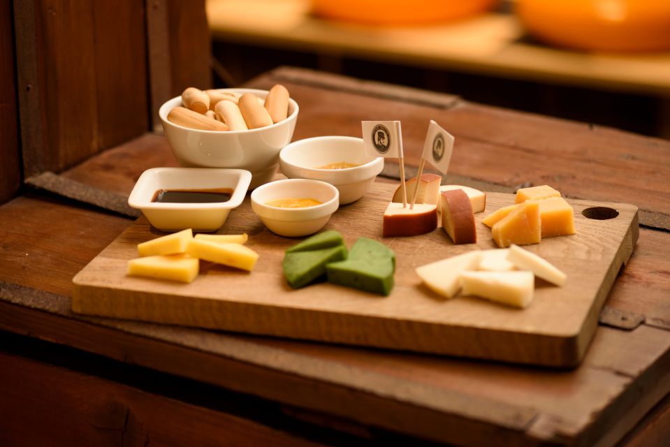 Amsterdam: Premium Henri Willig Cheese Tasting Experience - Henri Willig Cheese Tasting in Old Amsterdam: What You’re Really Getting