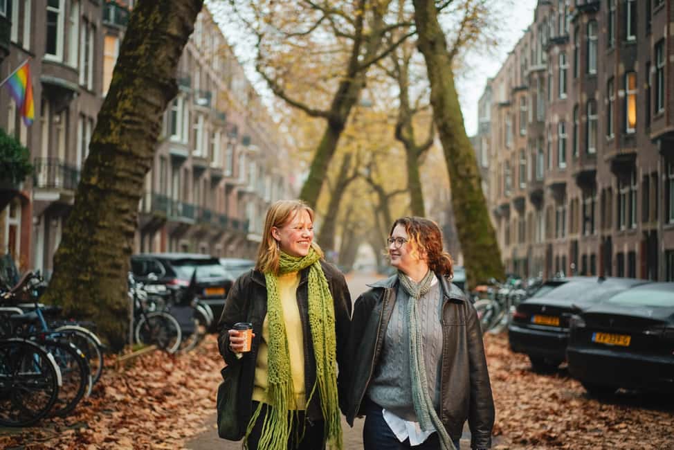 Amsterdam: Private Photoshoot for Couple, Family, or Solo - Why This Amsterdam Photoshoot Beats the Usual Selfie Plan