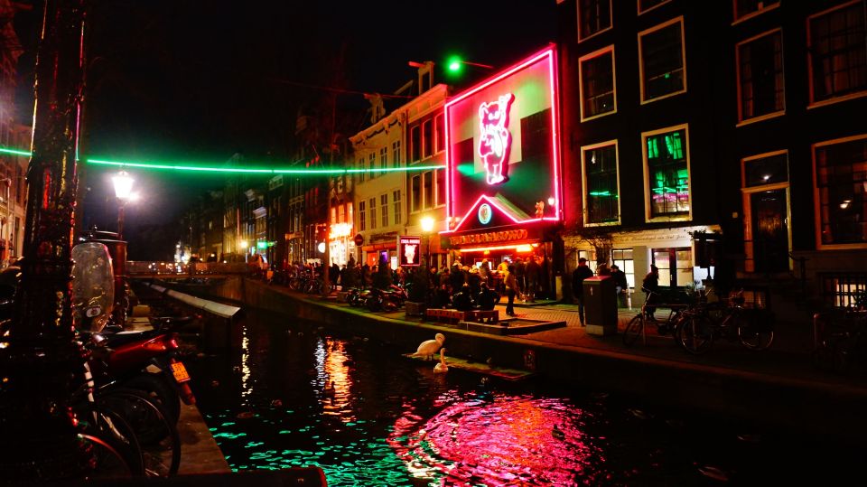 Amsterdam: Red Light District Exclusive Night Tour - Key highlights to look for