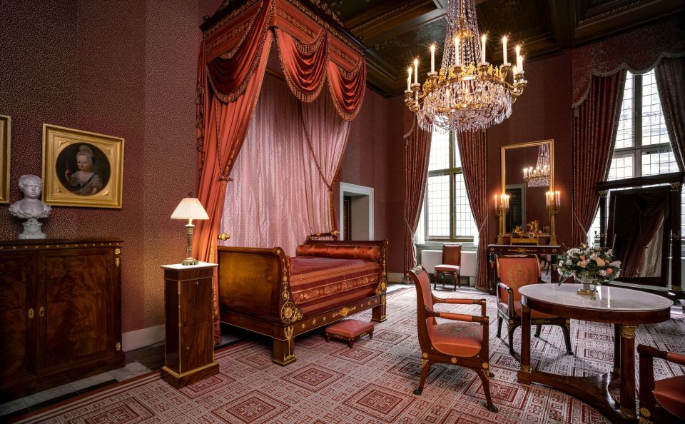 Amsterdam: Royal Palace Entry Ticket and Audio Guide - Louis Napoleon-Era Details: Furniture, Chandeliers, Clocks