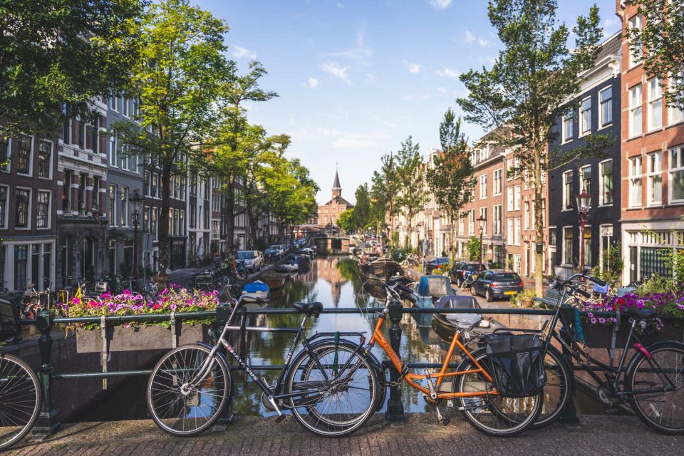 Amsterdam Small-Group Walking Tour - Nieuwe Kerk and the Royal Palace: Photo Stops That Still Teach You Something