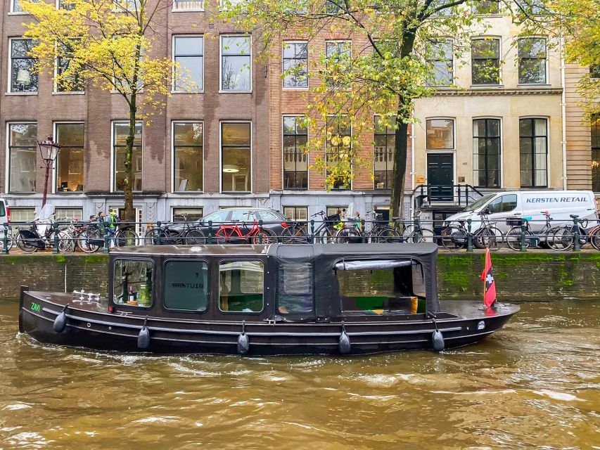 Amsterdam: Smoke and Lounge City Boat Cruise - Comfort Details That Matter on a Winter Canal Cruise