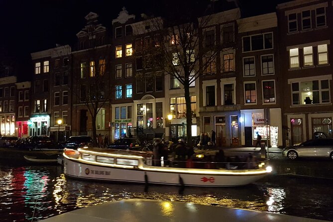 Amsterdam The Bulldog Boat Smoke Friendly Cruise + 2 drinks - Key highlights you’ll care about