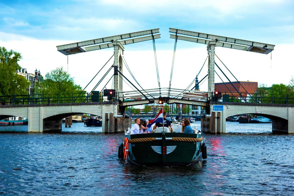 Amsterdam: The Newest Canal Cruise with Drink Option - Key things that make this cruise worth your time