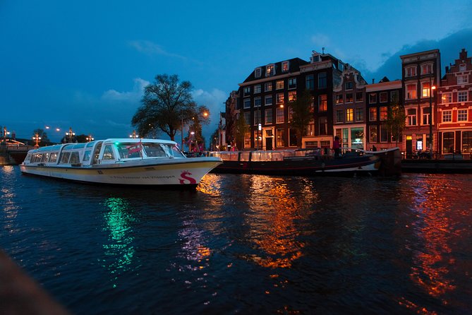 Amsterdam The Original Pizza Cruise with Unlimited Drinks - 5:45 pm timing and why this cruise feels right